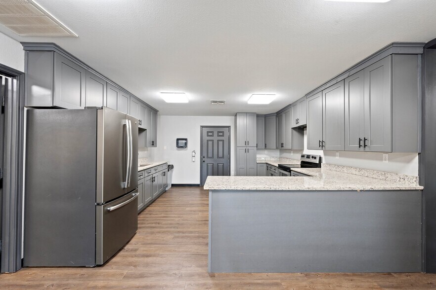 More Photos Of 13107 State Highway 30, College Station Religious Facility For Sale