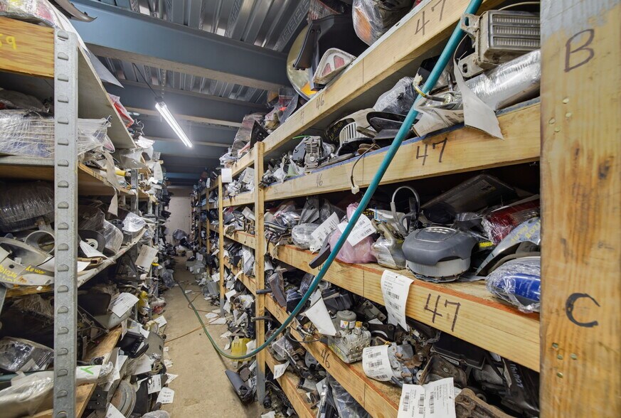More Photos Of 428 Railroad St, Thomaston Industrial For Sale