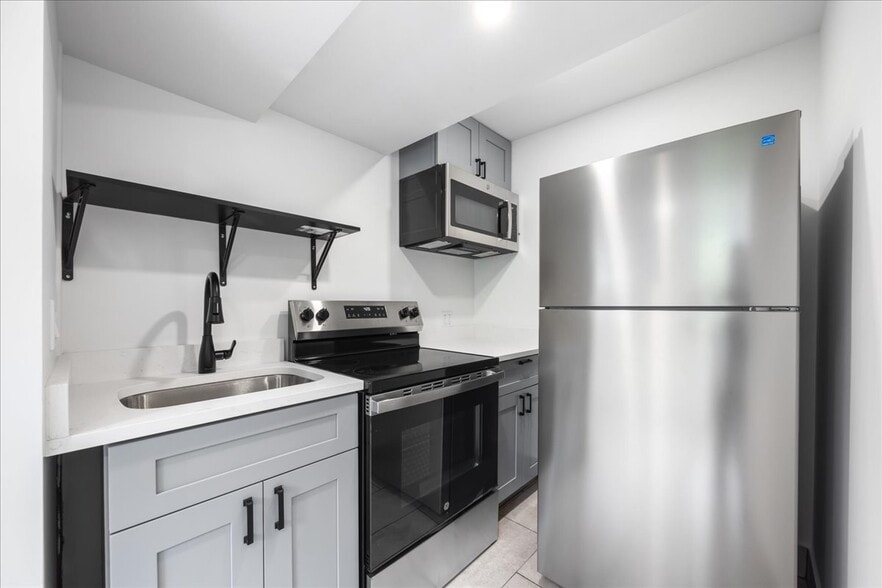 More Photos Of 2740 Sexton Pl, Bronx Apartments For Sale