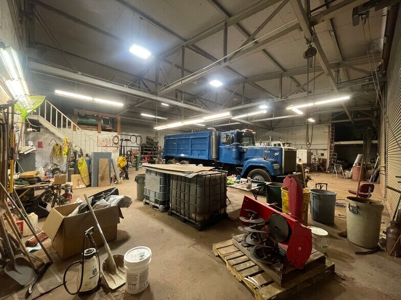 More Photos Of 420 John Fitch Blvd, South Windsor Warehouse For Sale