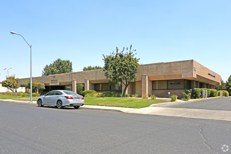 Primary Photo Of 780 W Olive Ave, Merced Medical For Lease