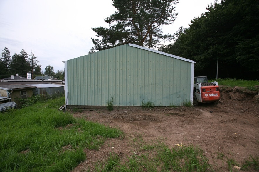 More Photos Of 31815 E Historic Columbia RI Hwy, Troutdale Convenience Store For Sale