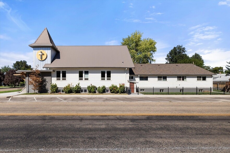More Photos Of 224 17th Ave S, Nampa Religious Facility For Sale