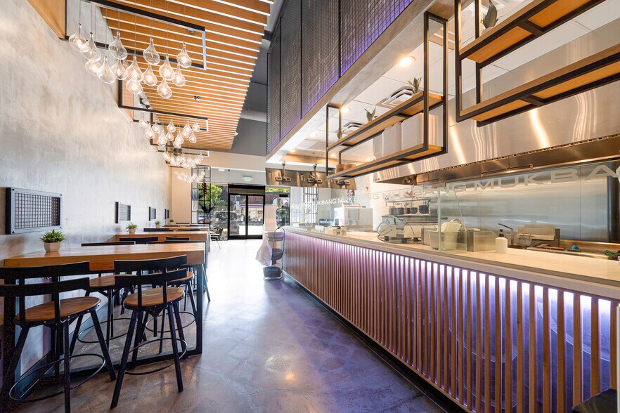 More Photos Of 3607-3629 S Vermont Ave, Los Angeles Unknown For Lease