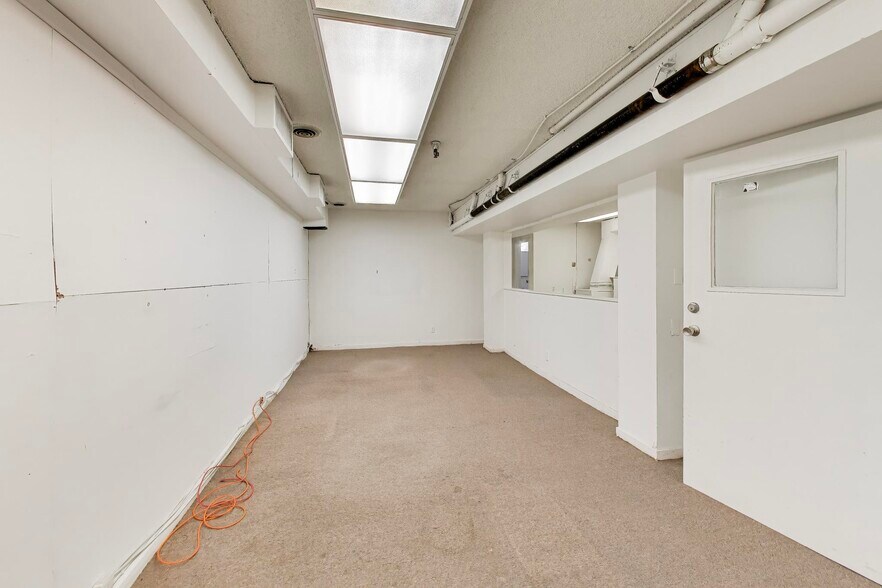 More Photos Of 667 Clay St, San Francisco Office Residential For Lease