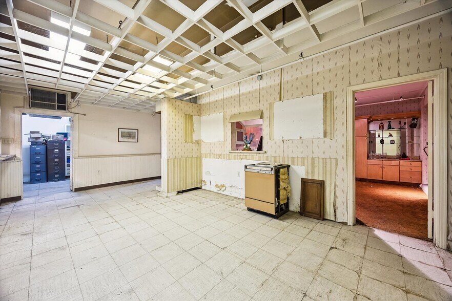 More Photos Of 1200 National St, Houston Warehouse For Sale