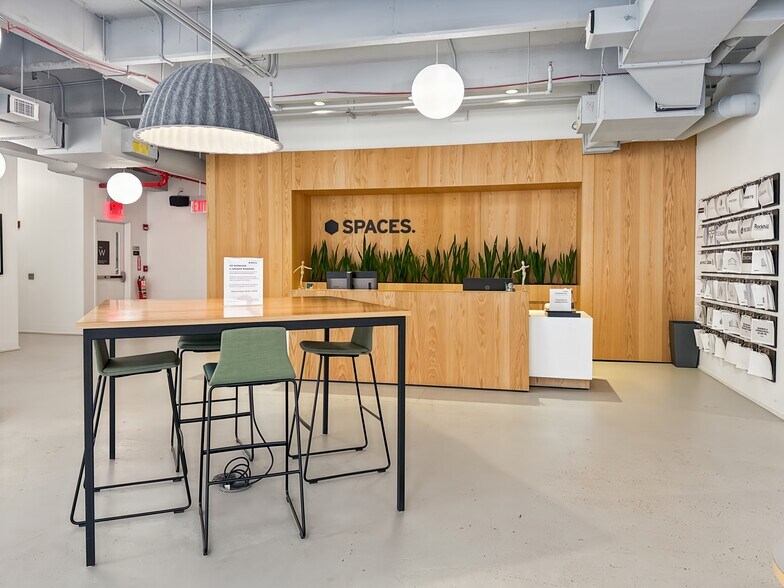 More Photos Of 413-435 W 14th St, New York Coworking Space
