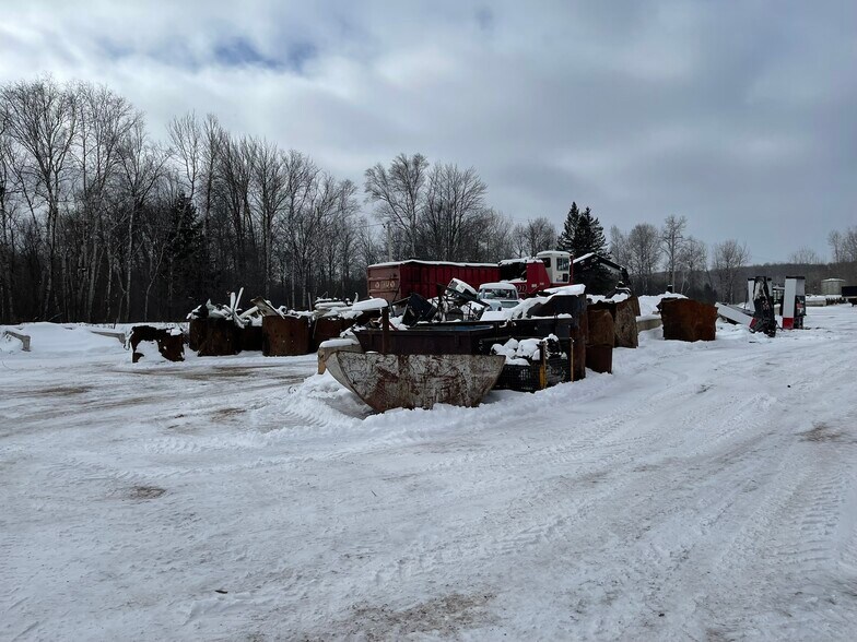 More Photos Of 100 Axle Dr, Caspian Service For Sale