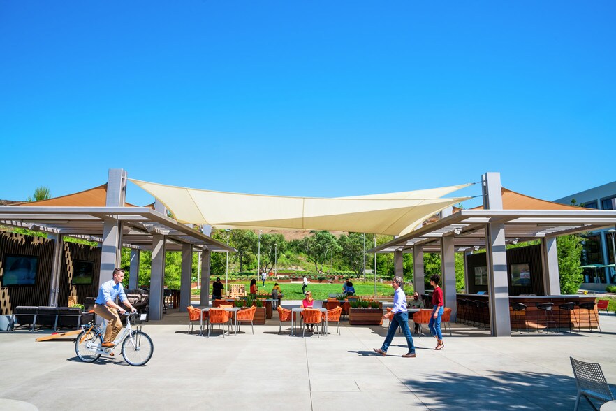 More Photos Of 5161 California Ave, Irvine Office For Lease