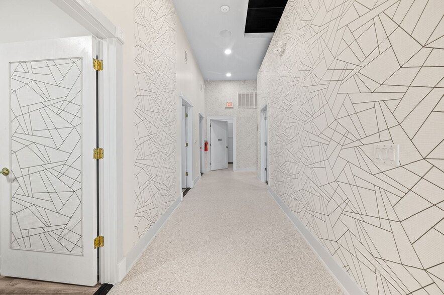 More Photos Of 128-138 SeaGrove Main St, Saint Augustine Restaurant For Lease