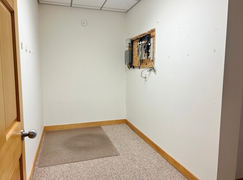 More Photos Of 411 Front St, Brainerd Office For Lease