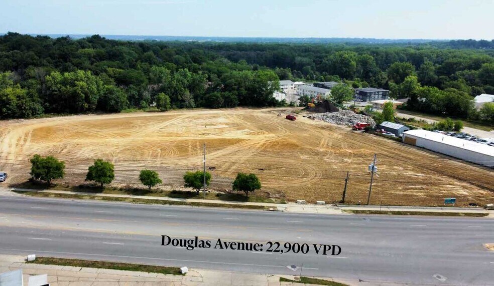 Primary Photo Of 2701 Douglas Ave, Des Moines Land For Sale