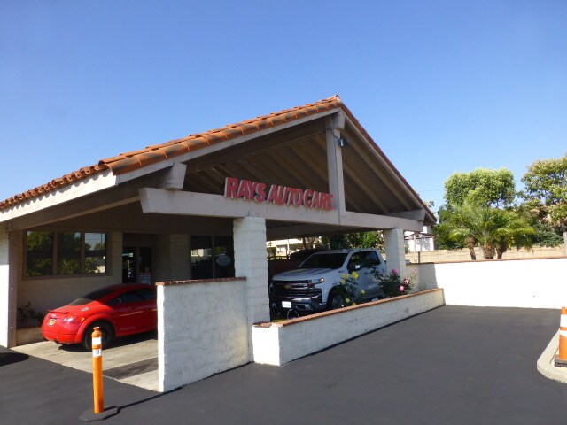 More Photos Of 4071 2nd St, Yorba Linda Auto Repair For Sale