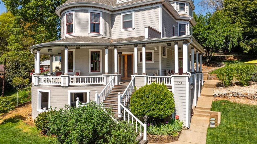 More Photos Of 358 Mill St, Grass Valley Specialty For Sale