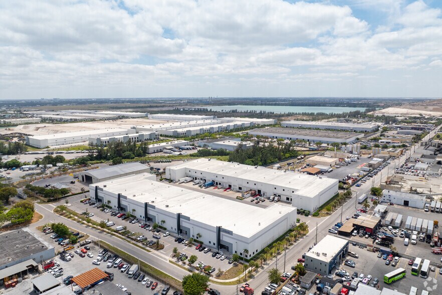 More Photos Of 8200 NW 93rd St, Medley Distribution For Lease