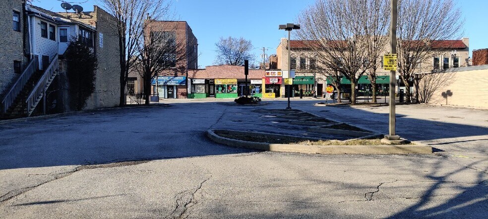More Photos Of 6681 N Northwest Hwy, Chicago Land For Sale