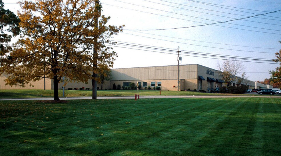 More Photos Of 200-250 Sheldon Rd, Berea Manufacturing For Lease