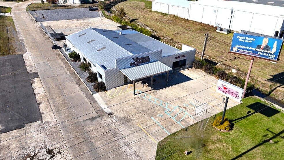 More Photos Of 17497 Airline Hwy, Prairieville General Retail For Sale