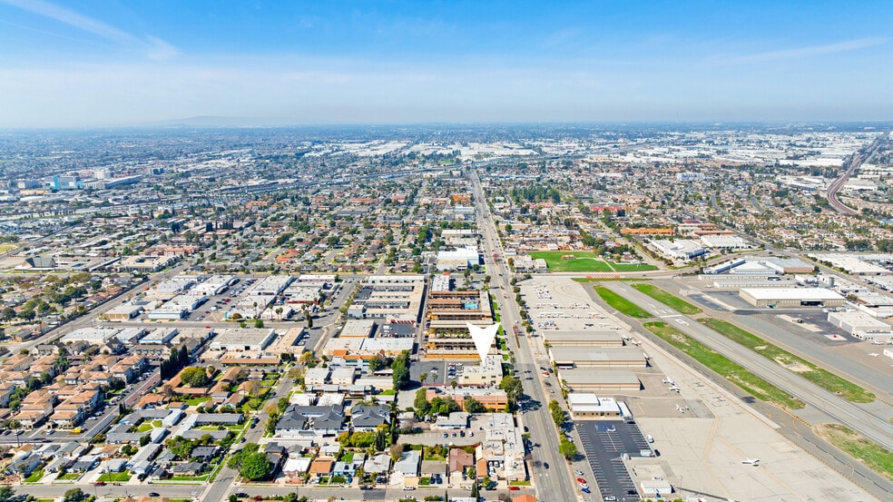 More Photos Of 4100 W Commonwealth Ave, Fullerton Office For Sale