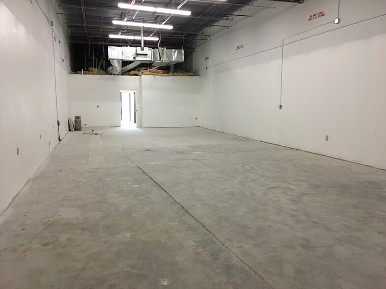 More Photos Of 1600 Roswell St SE, Smyrna Light Distribution For Lease