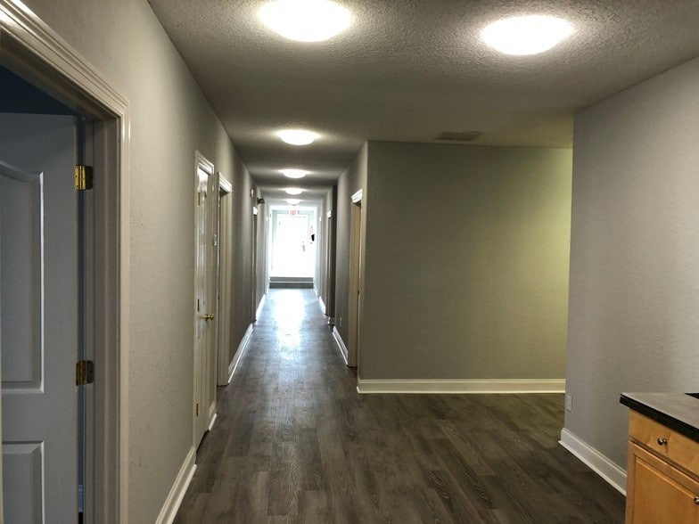 More Photos Of 4 S Tennessee St, Cartersville Office For Lease