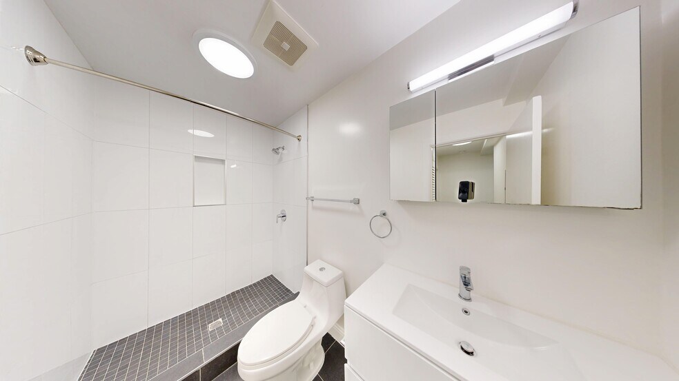 More Photos Of 1771 Highland Pl, Berkeley Apartments For Sale