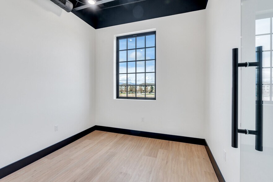More Photos Of 292 S 2000 W, Pleasant Grove Office For Lease