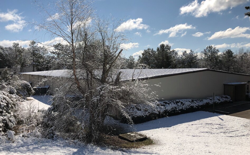 More Photos Of 121 S Lasalle St, Durham Warehouse For Lease