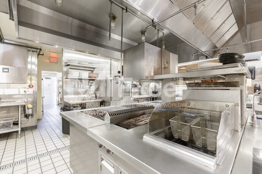 More Photos Of 210 S 100 E, Kanab Restaurant For Sale