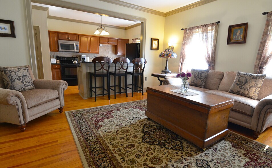 More Photos Of 72 Union Ave, Saratoga Springs Apartments For Sale