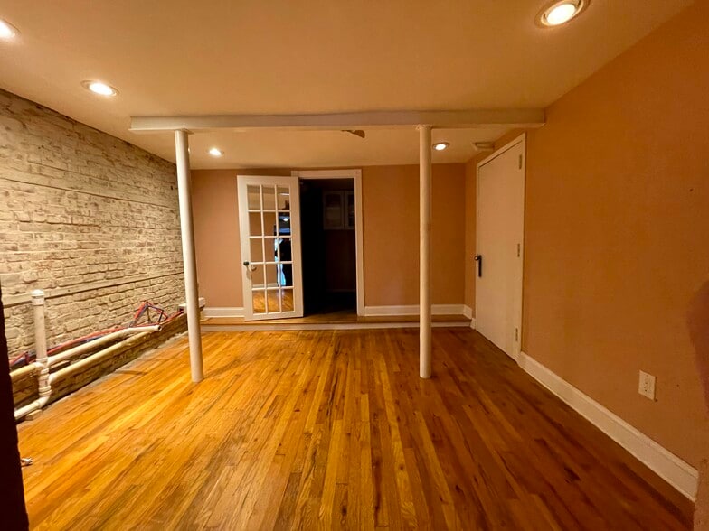 More Photos Of 230 E Main St, Port Jefferson Station Storefront Retail Residential For Sale