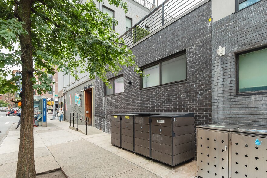 More Photos Of 32-34 5th Ave, Brooklyn Apartments For Lease
