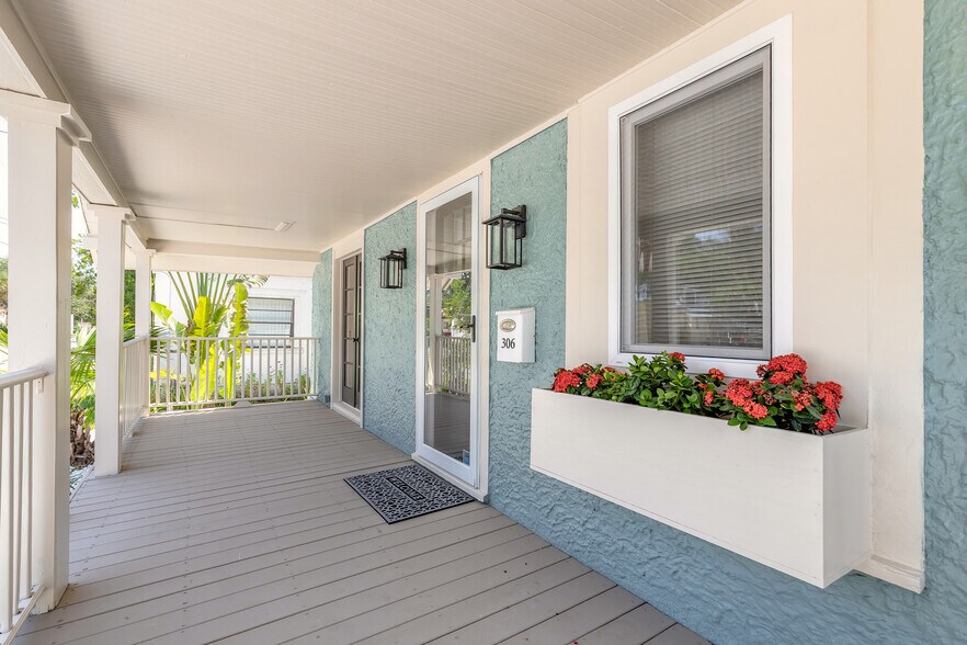 More Photos Of 306 Washington St, New Smyrna Beach Medical For Sale
