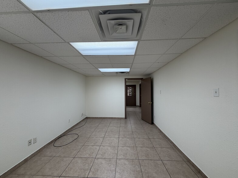 More Photos Of 3762 Kermit Hwy, Odessa Warehouse For Sale