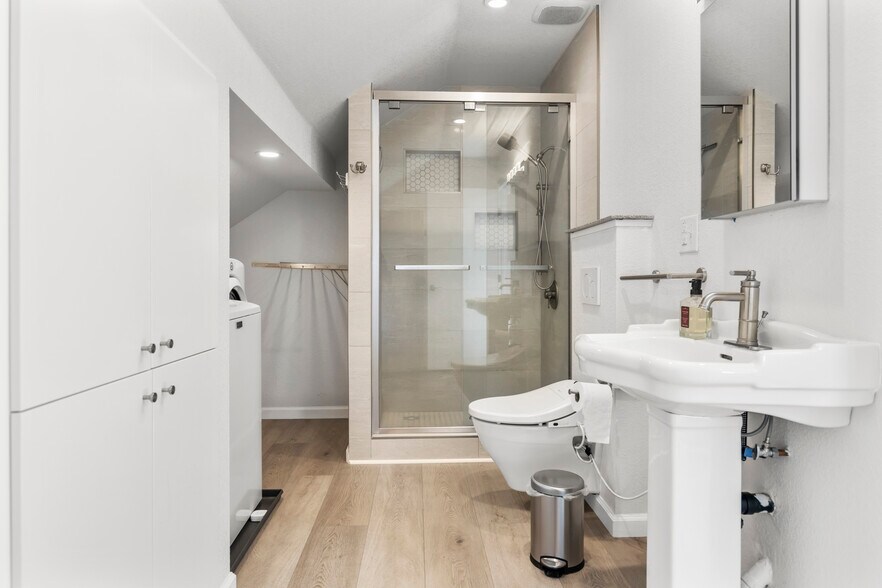 More Photos Of 9930 Calvine Rd, Sacramento Apartments For Sale