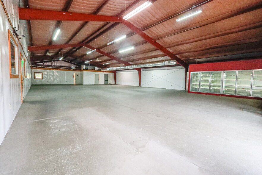 More Photos Of 4307 Highway 270 E, Mount Ida Flex For Sale