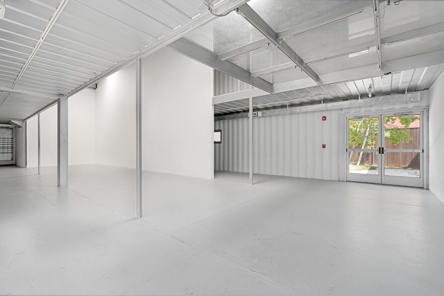 More Photos Of 1226 Flagman Way, Santa Fe Office For Sale