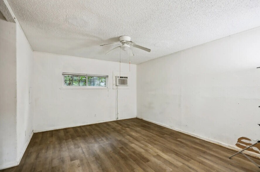 More Photos Of 242 Bishop, Livingston Apartments For Sale