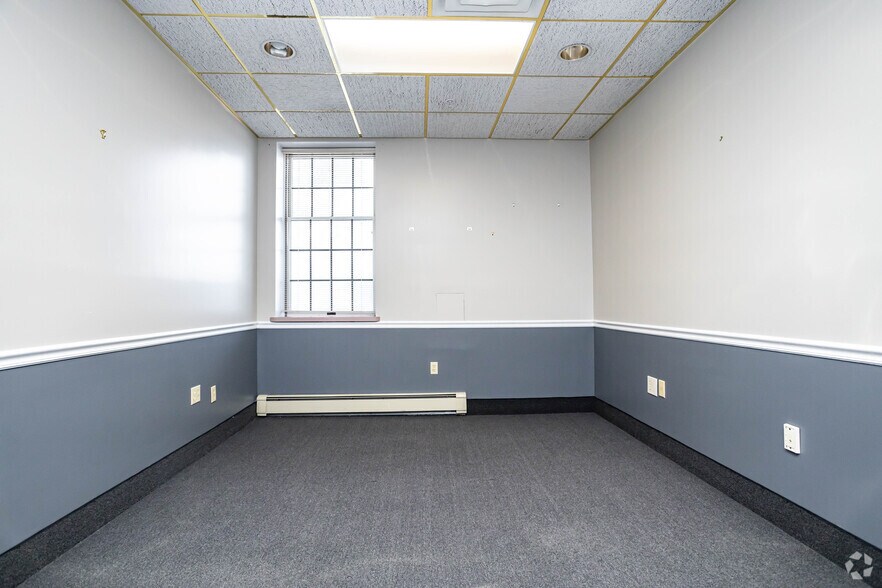 More Photos Of 338 Harris Hill Rd, Buffalo Office For Lease