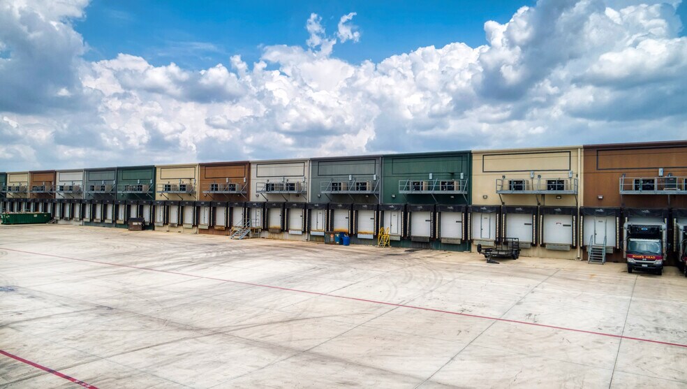 More Photos Of 9342 SE Loop 410, San Antonio Refrigeration Cold Storage For Sale