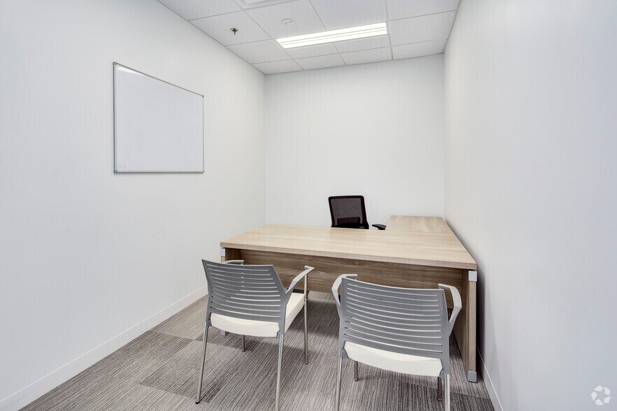 More Photos Of 4500 East West Hwy, Bethesda Office For Lease