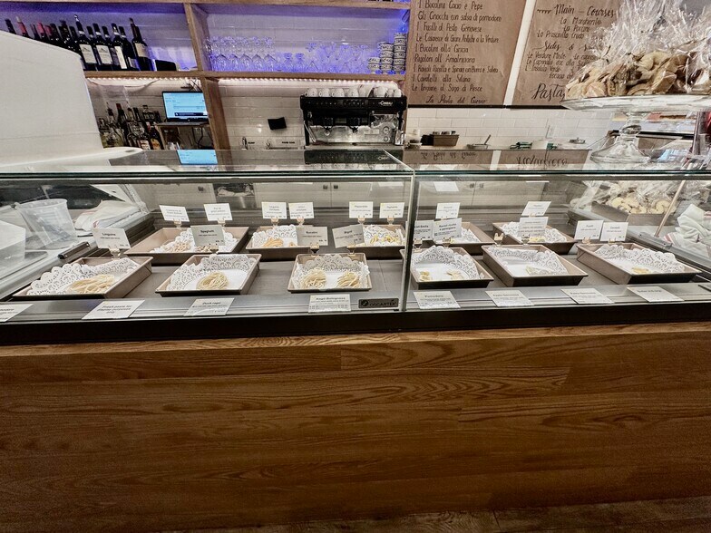 More Photos Of 135-141 Post Rd E, Westport Freestanding For Lease