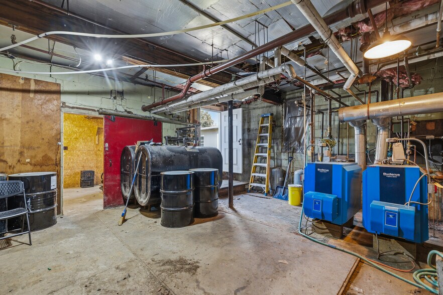 More Photos Of 36 Carpenter Street St, Keene Office For Sale