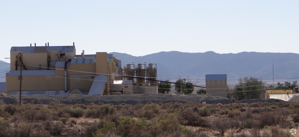 More Photos Of 100 1st St, Empire Cement Gravel Plant For Sale