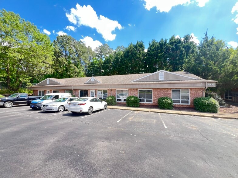 Primary Photo Of 3715 University Dr, Durham Medical For Lease
