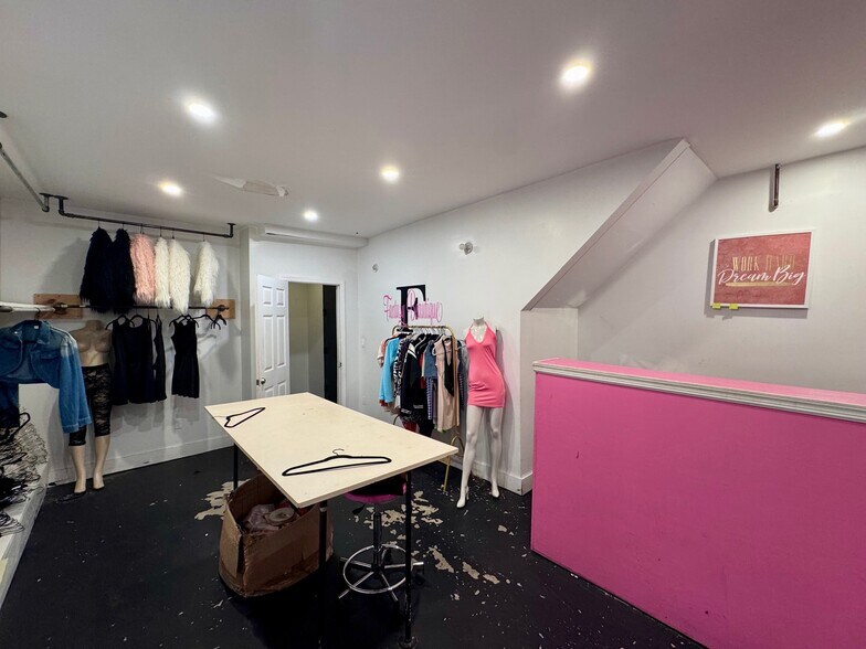 More Photos Of 263 Franklin Ave, Brooklyn Multifamily For Sale
