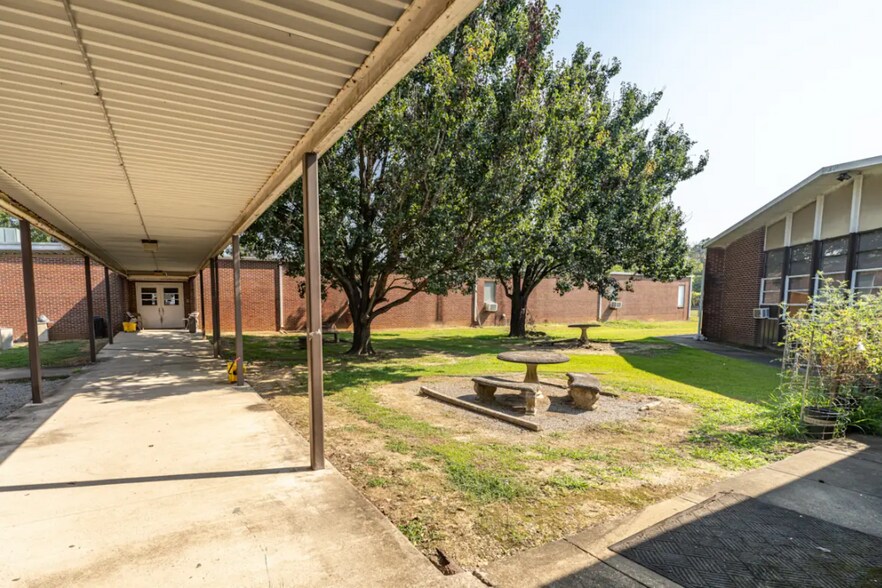 More Photos Of 62 Krannert Dr NW, Rome Schools For Sale