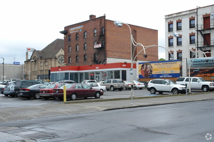 More Photos Of 218-224 S Howard St, Spokane Apartments For Lease