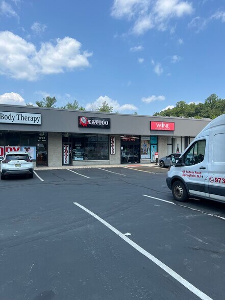 More Photos Of 1985 Route 22 W, Scotch Plains Storefront Retail Office For Lease