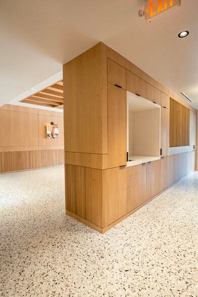 More Photos Of 3334 Richmond Ave, Houston Office For Lease